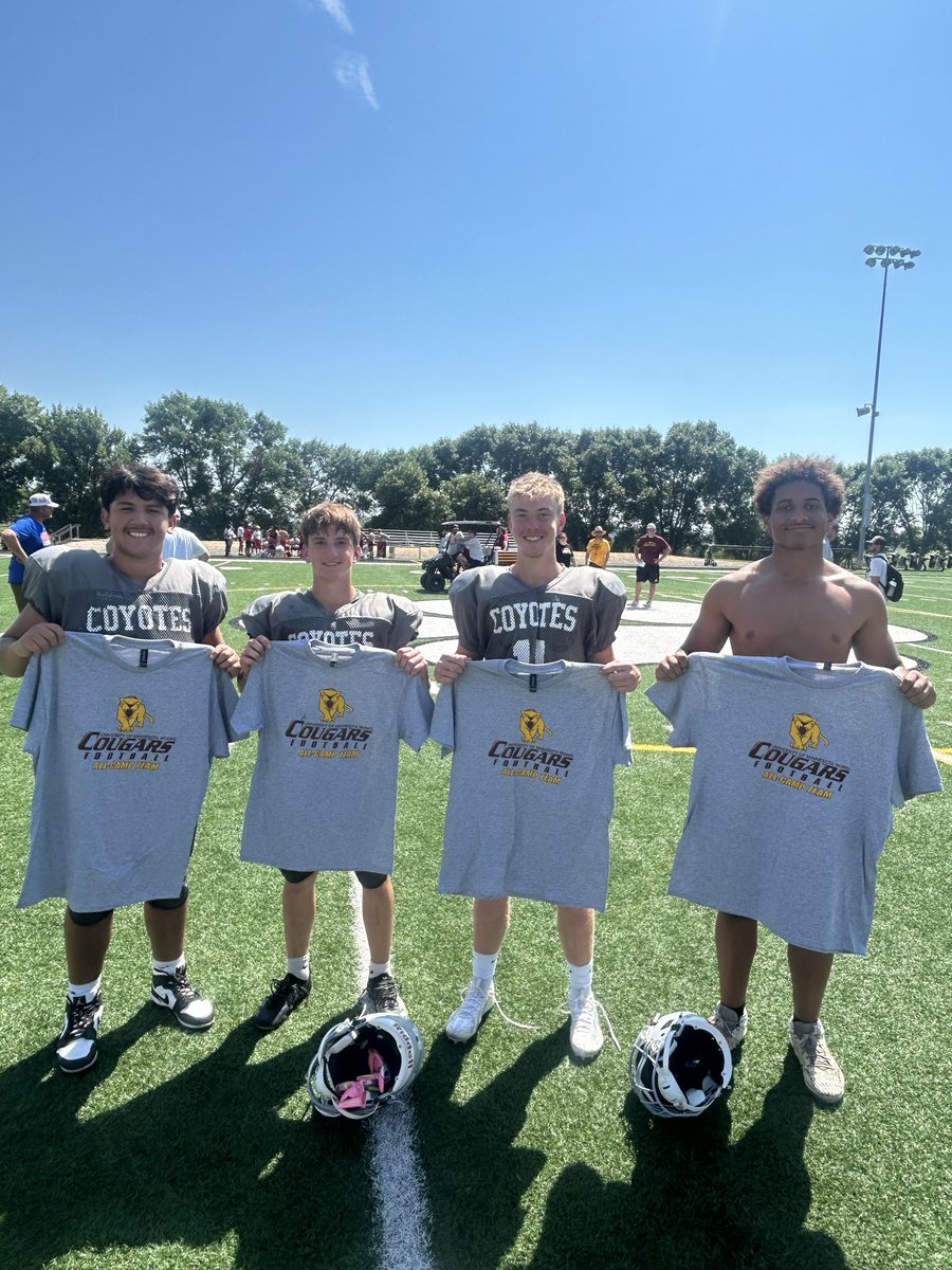 HLOFFootball's tweet photo. Final day at Morris Camp means 1 on 1s and All-Camp Team! Thanks @UMMcoach_Hoff and @UMMFootball for having us again! Congrats to our All-Camp team members: Albert Vega (OL), Mason Kirchner (LB), Brady Madison (WR), and Vincent Bray (OL)! https://t.co/JlG0CVk7Lo
