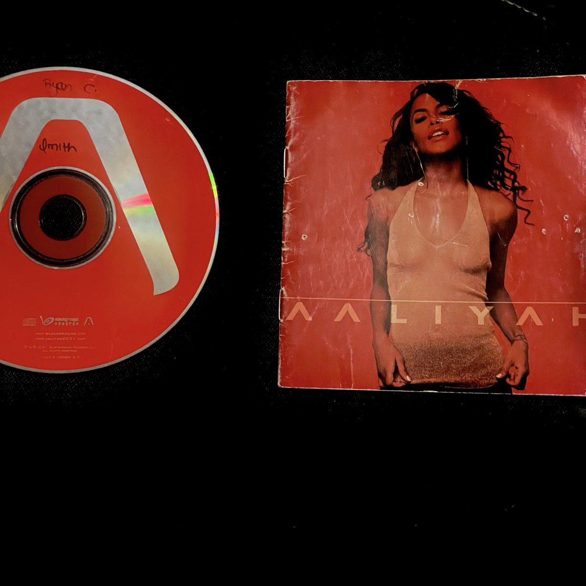 smithrc1988's tweet photo. I remember when my mom brought this album for me. I was super excited to listen to Aaliyah’s new album. Aaliyah was always twenty steps ahead of the curve when it came to music. Which is exactly why her music &amp; style can never be duplicated or replaced. One of One 🕊️🕊️ #Aaliyah https://t.co/iGi0t8aidt