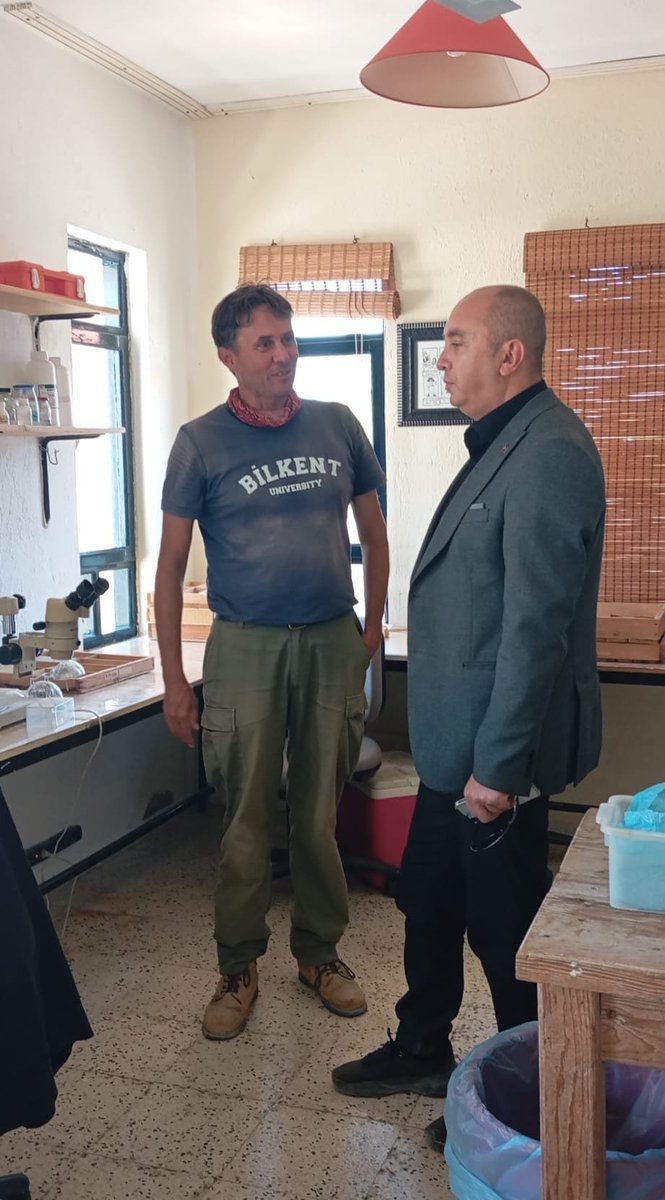 burduriktm's tweet photo. İl Kültür ve Turizm Müdürümüz Sn. Mustafa TOKAT, Sagalassos Antik Antik Kenti kazı alanını ziyaret ederek Kazı Başkanı  Dr. Öğr. Üyesi Peter Talloen ve kazı ekibiyle bir araya geldi.
@TCKulturTurizm 
@Burdurvalilik https://t.co/D9wF5JPsWf