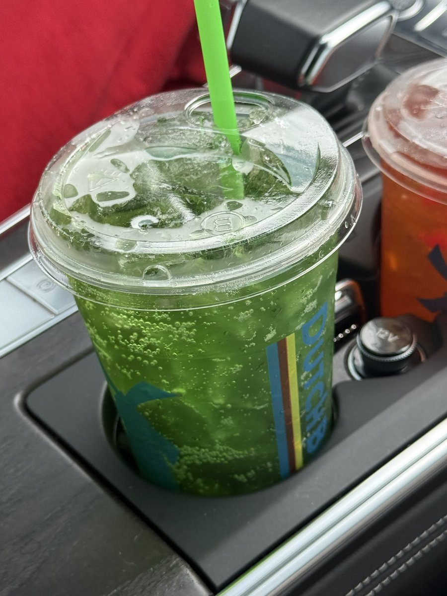wonderbatgirls's tweet photo. lex luther: NOoo superman you HAVE to try this drink… https://t.co/BCf8bIfjVL