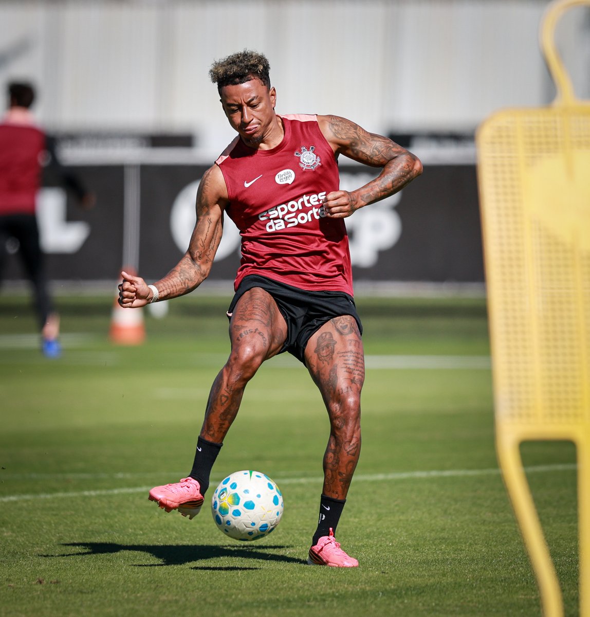 Corinthians's tweet photo. O Coringão segue sua rotina de treinamentos para enfrentar o Remo! 🔜

🗓️ 23/07 (quinta-feira)
🏆 Brasileirão (19ª rodada)
🏟️ Neo Química Arena

📸 Rodrigo Gazzanel / Corinthians

#VaiCorinthians https://t.co/MGvnvnKATa