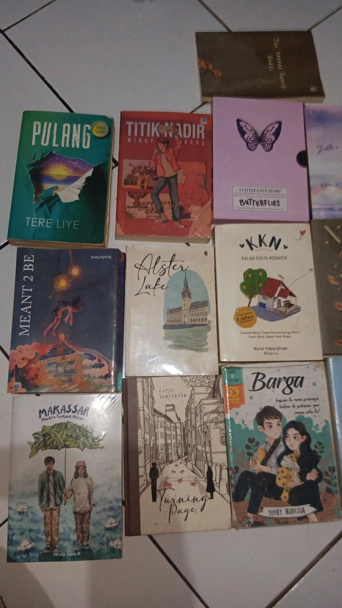 Nasthaaal's tweet photo. @allofsclaire Hii kak mostly adaptasi au/wattpad https://t.co/0MxI5IY23p
