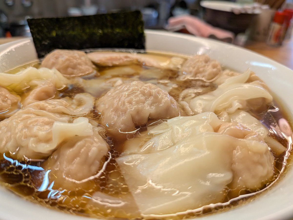 miuLAmen's tweet photo. 特手打中華そば + 雲呑×４

今週です！
ちょっもお久しぶりでしたが、やっぱり一番です😉
相変わらず最高のお味でした😋

#ラーメン #中華そば #一番いちばん #町田 https://t.co/6TKSZR51i2