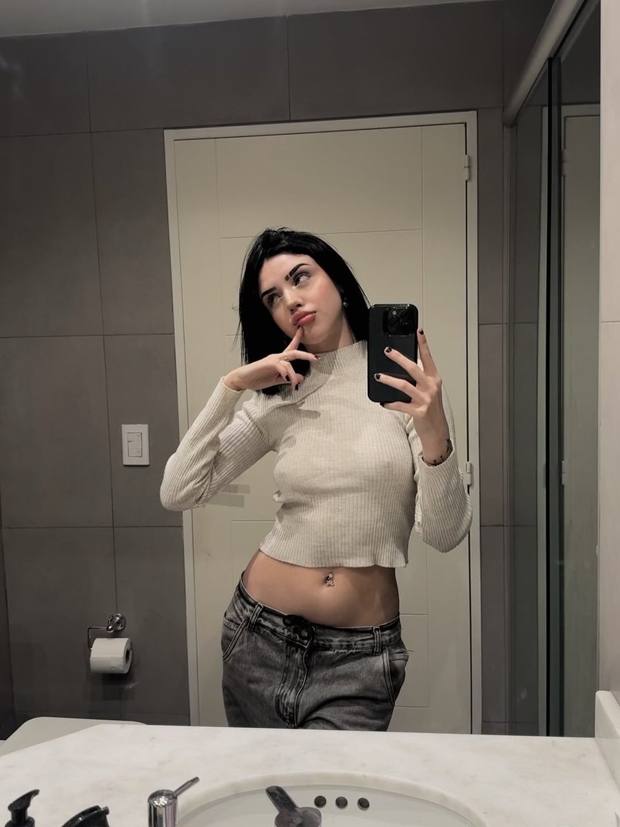 ChhiniiiTa's tweet photo. Holii,como están?vEstoy en búsqueda de mujeres que se dejen maquillar por mi GRATIS y poder promocionar mi emprendimiento,alguna estaría dispuesta? Si quieren puedo pagarles aunque si quieren hacerlo sin cobrar porque son bellísimas personas lo agradecería mucho

#Sexrol #Freerol https://t.co/WhoGWhQzHl
