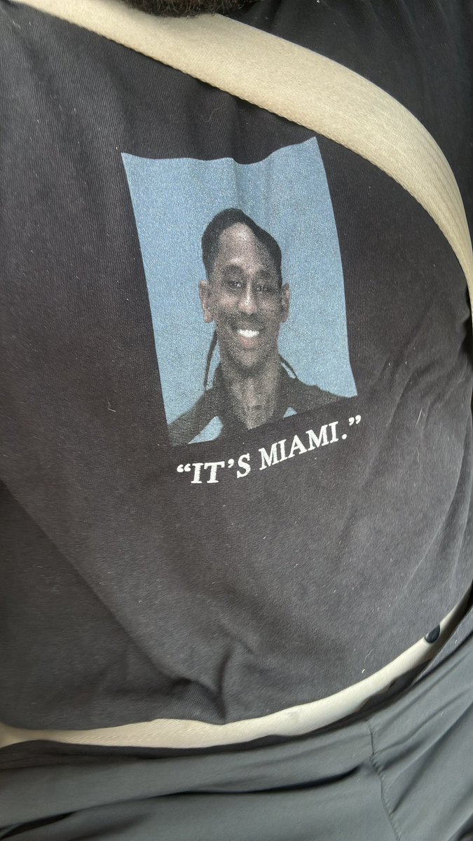 David_HGZ's tweet photo. @trvisXX On the way to catch it in IMAX goat https://t.co/MaYh535FcT