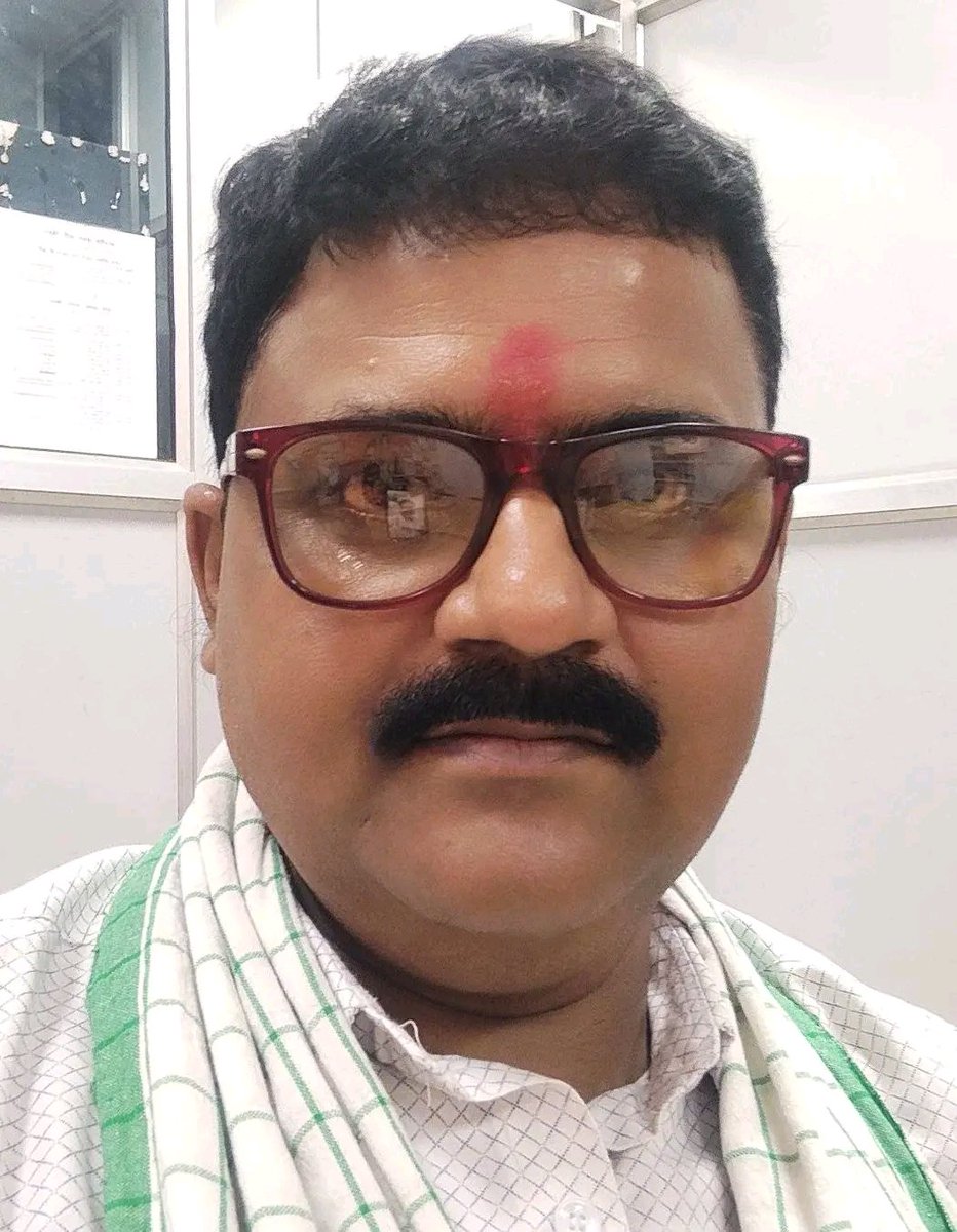 anandpathak76's tweet photo. कदम-कदम पे नया इम्तिहान रखती है, ऐ ज़िन्दगी तू भी मेरा कितना ध्यान रखती है। ये मुकरने का अंदाज़ मुझे भी सीखा दो वादे निभा निभा कर थक गया हूँ मैं।#आनंद_पाठक https://t.co/WK3Bq7DPEp
