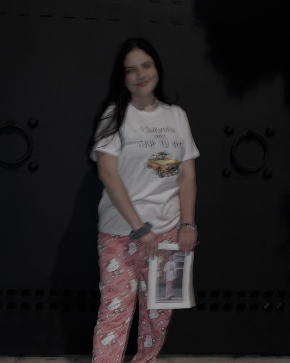 nicoletrleal's tweet photo. @Cinemex conocer a tom ha sido un sueno que tengo desde hace más de 10 años

lo conocí gracias a mi nombre “tsunami” ya que me lo pusieron por el que hubo un mes después de que nací, del que fue inspirado la película de lo imposible+ https://t.co/c3OPk2IFw1