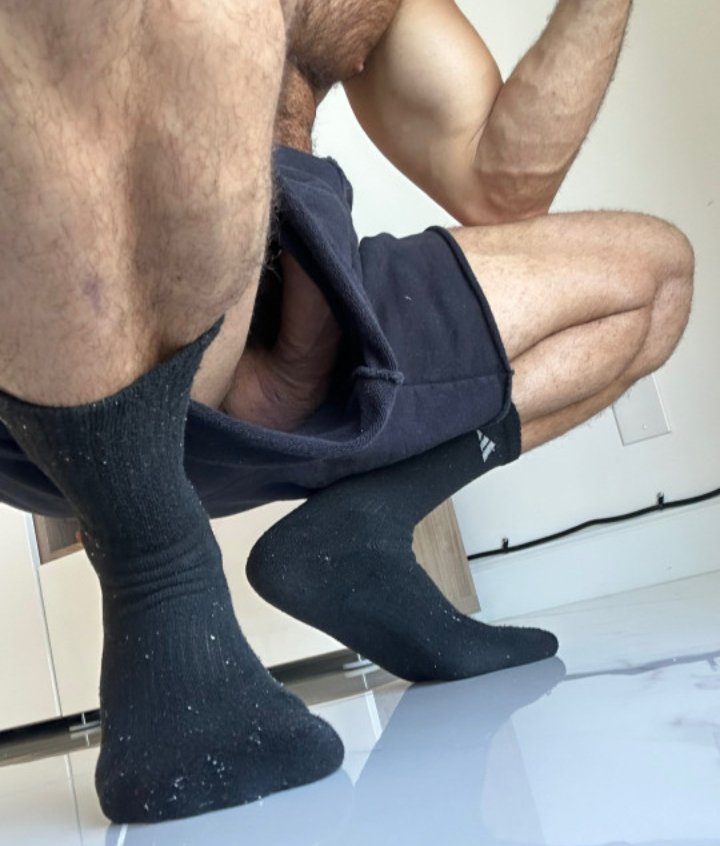 AdonisDuart's tweet photo. Some views between...π₯π₯π₯
#balls #menballs #handle #hotsocks https://t.co/YJjwZ7S0YK