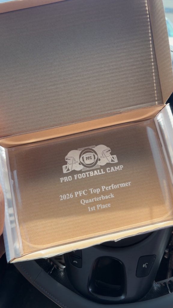 damedolla2009's tweet photo. Blessed to be noticed as the top preformer at quaterback for the nicholls pro camp! Had a great time competing and bettering my skillset! @TommyRybacki @CoachG_BABY @DontezByrd @L_Narcisse2 https://t.co/W6qs1koKLZ