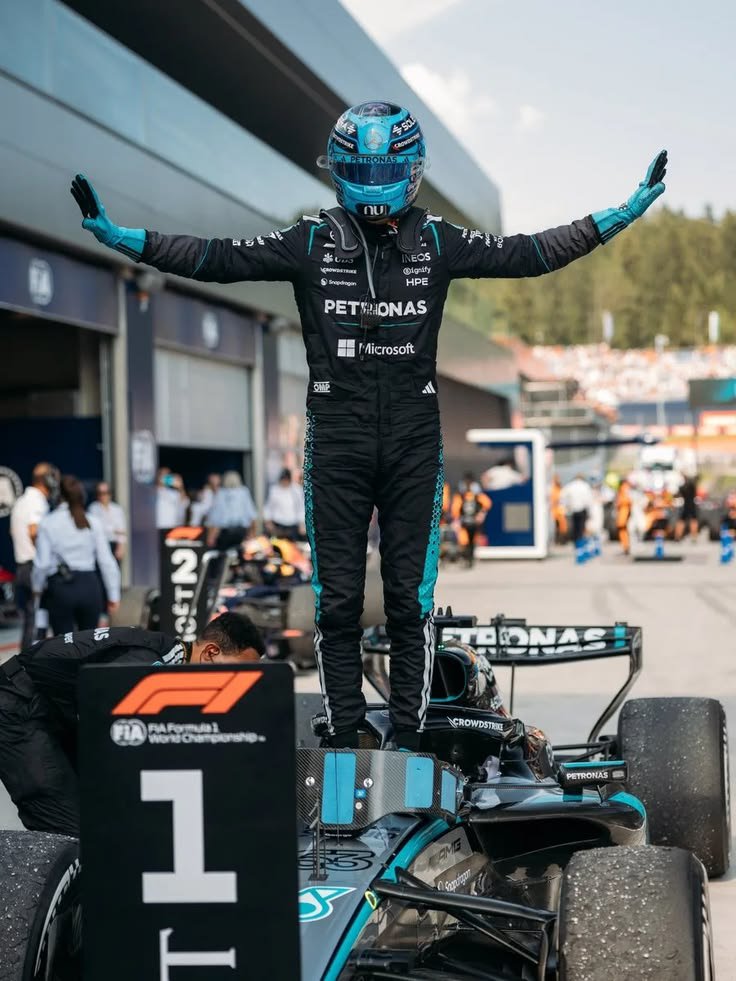 vouusnoire's tweet photo. Ya Allah Ya Jabbar

Laa ilaha illa anta, subhanaka, innii kuntu minadz-dzalimiin

Subhanallah wa ni'mal wakil ni'mal maula wa ni'man nasir

Allahumma inni as'aluka George Russell win the Belgian GP 2026. 

Driver hebat + Mobil hebat + tim hebat + strategi hebat + pit stop hebat + settingan hebat + komunikasi lancar. 

Ya Allah turunkanlah kuasa-Mu agar mercedes BERSEDIA berusaha lebih keras untuk MEMPERBAIKI MOBIL GEORGE dan MENCARI SOLUSI dalam setiap MASALAH MOBIL GEORGE.

Ya Allah tunjukanlah kuasa-Mu kepada pihak-pihak yg berniat dzolim pada george. 

Jauhkalah ia dari segala bahaya dan keburukan selama balapan. Jauhkanlah ia dari segala bentuk kutukan. Jauhkanlah ia dari segala bentuk DNF, DNS, DSQ dan NC. 

Lancarkanlah setiap prosesnya ya Allah. Selamatkanlah ia di setiap proses balapannya. 

Aamiin Allahumma Aamiin.