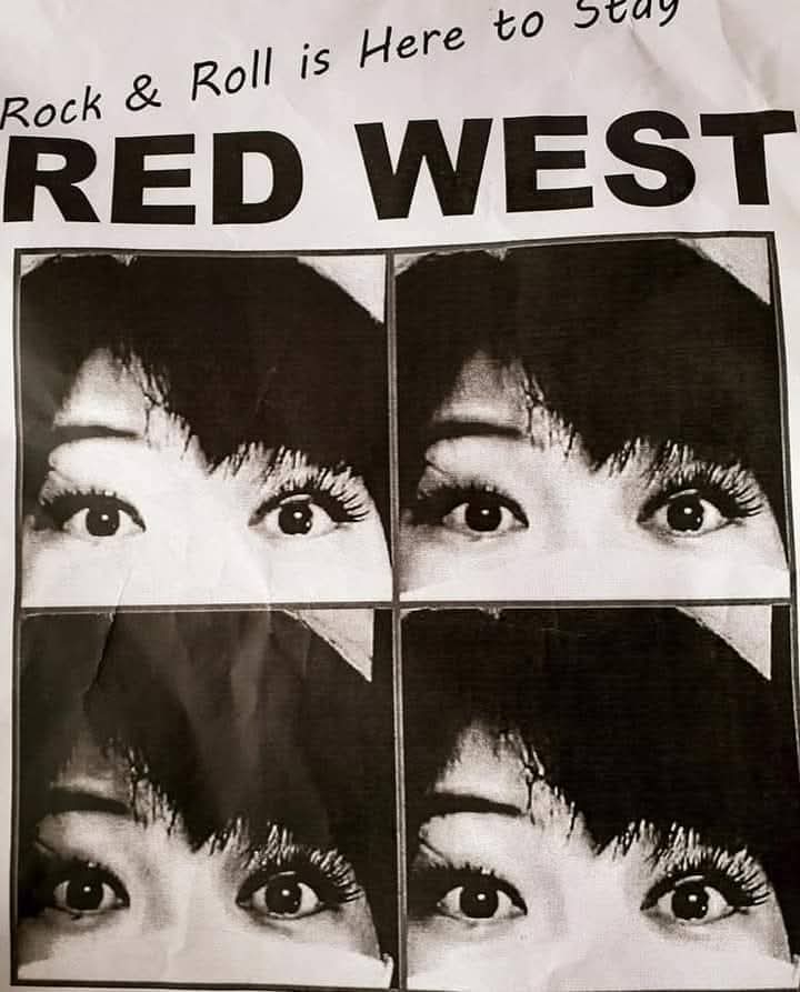 orange_ramika's tweet photo. ☆私の週末！7/18(土)RedWest@吉野町こびとさん☆
OPEN 17:15 START 17:30
2000円+ドリンク
Cuka(laufen) with クロノス/COMB20-50/稲葉ナオキ&amp;ZIII/
Red West/AZU+

ロックンロールで暑気払いっ😎 https://t.co/XBFTbZ2m68