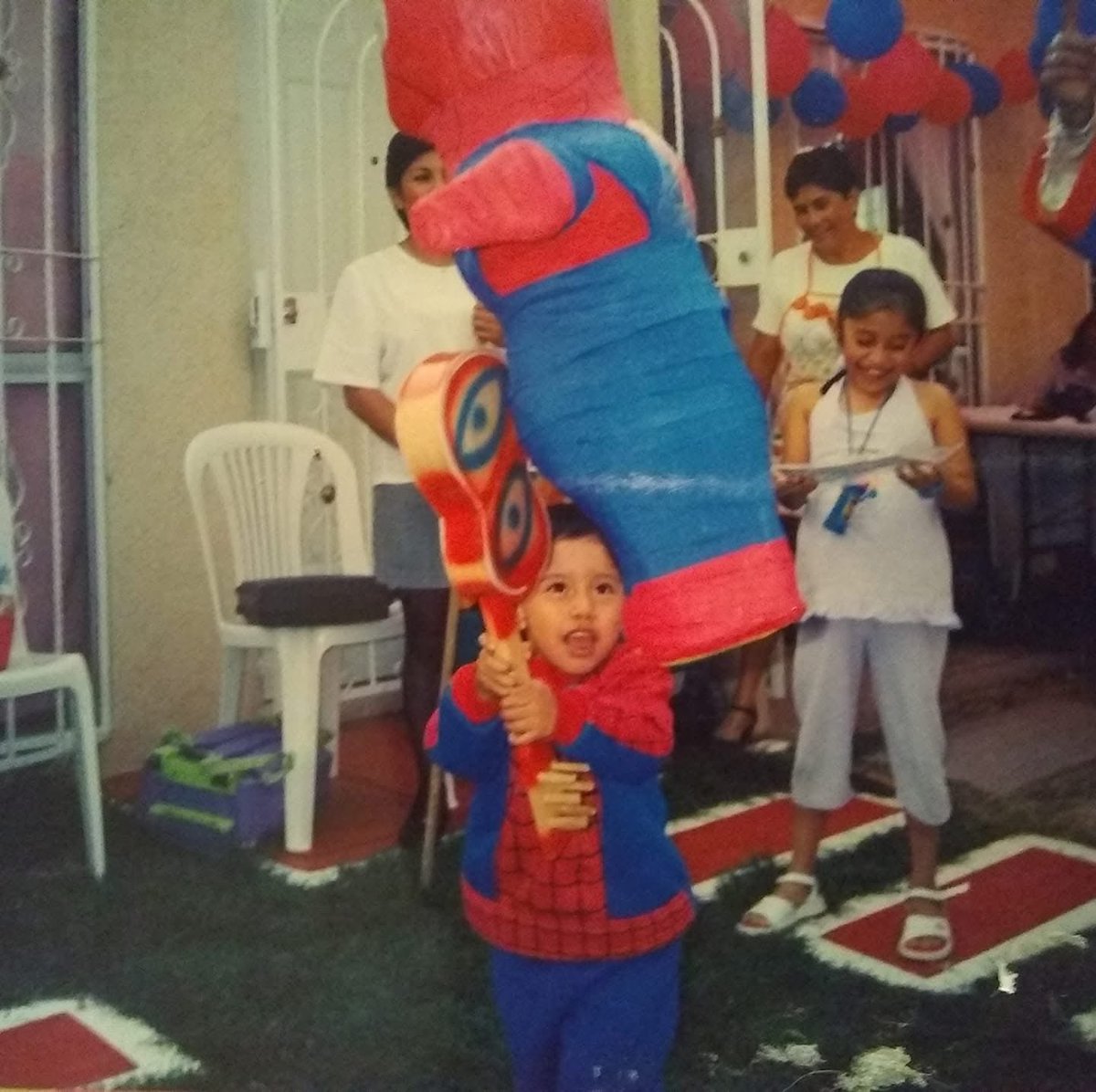 Alex_park3r's tweet photo. @Cinemex Quiero poder tener la oportunidad de conocer al elenco de Spider-man, desde que tengo uso de razón mi vida siempre ha sido Spidey. Conocer a mi Spider-man actual favorito sería un sueño hecho realidad para mí.
Primer foto tomada desde la #CCXP https://t.co/un30HKqxP3