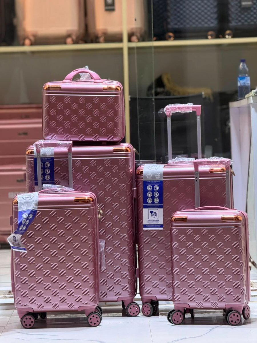 dakingareee's tweet photo. New Stock 
Luxury luggage’s 
Set of 5
Price : 120k
📍Kano 
📞 09067580268 https://t.co/qiPIDGAZoc