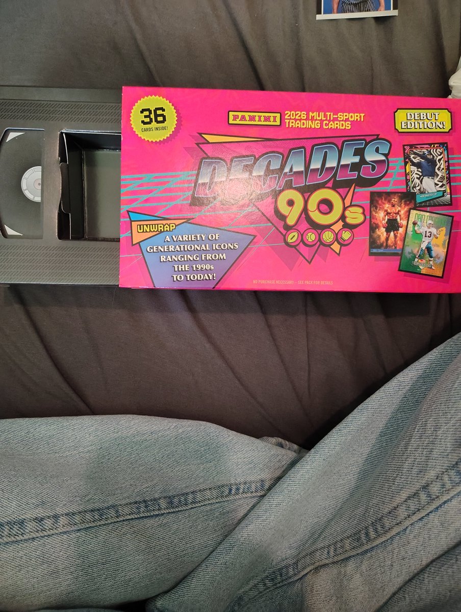 RetroJDash's tweet photo. Well found this at target. Neat packaging. Look at the main cards you will pull and a look at the two numbered cards I got. Over all I like this new set.  @CardPurchaser https://t.co/dfk7wgejTd