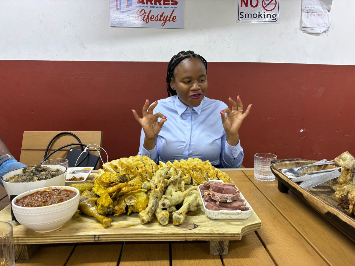 Phumzile Van Damme tweet media