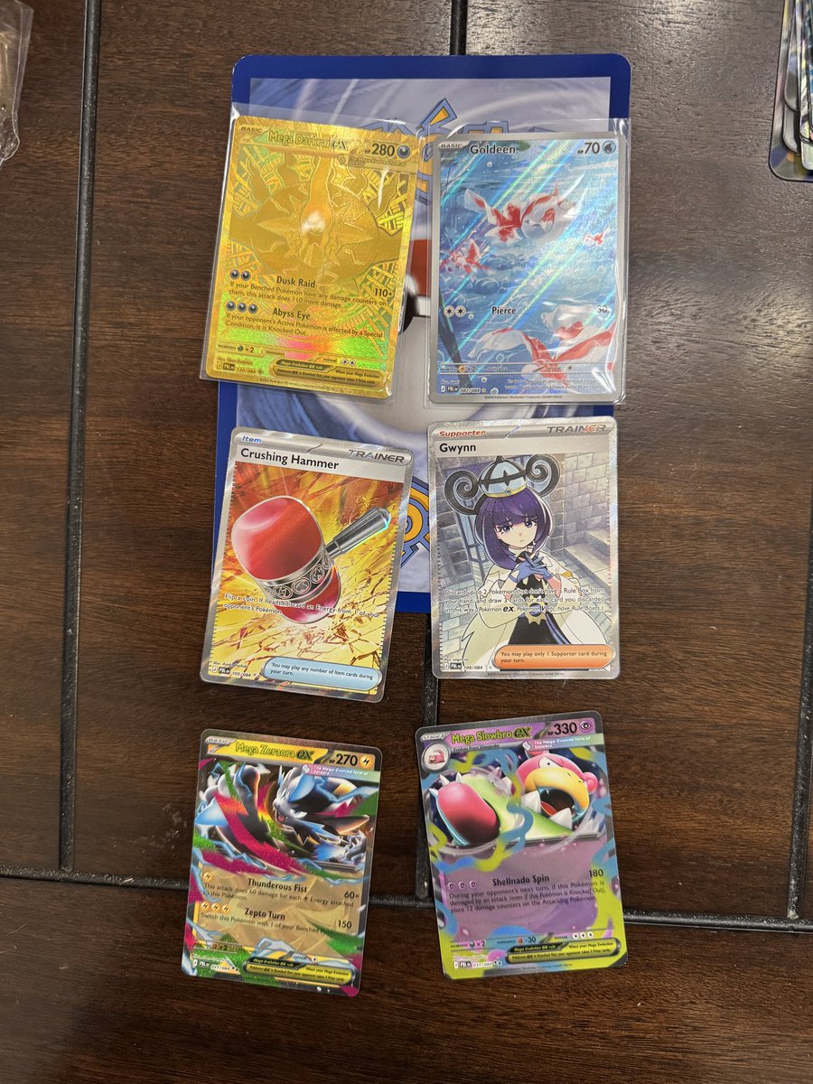 Who_bert30's tweet photo. Not bad from 15 packs!! #pokemon #pokemoncards #pokemontcg https://t.co/PhFxNppX6S