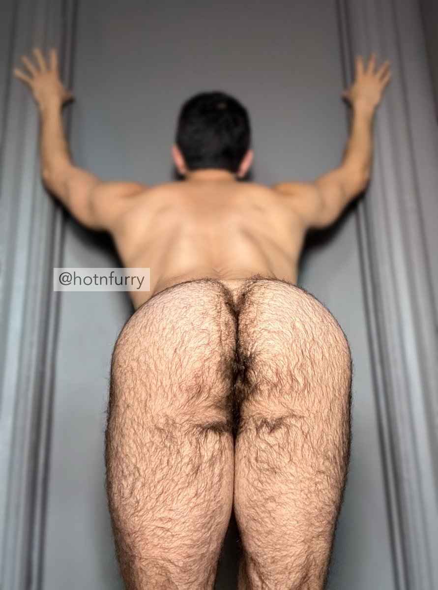 hotnfurry's tweet photo. Good morning-stretch. Happy Saturday. 
https://t.co/PkI6qXOs6c https://t.co/zhX8hOyYWt