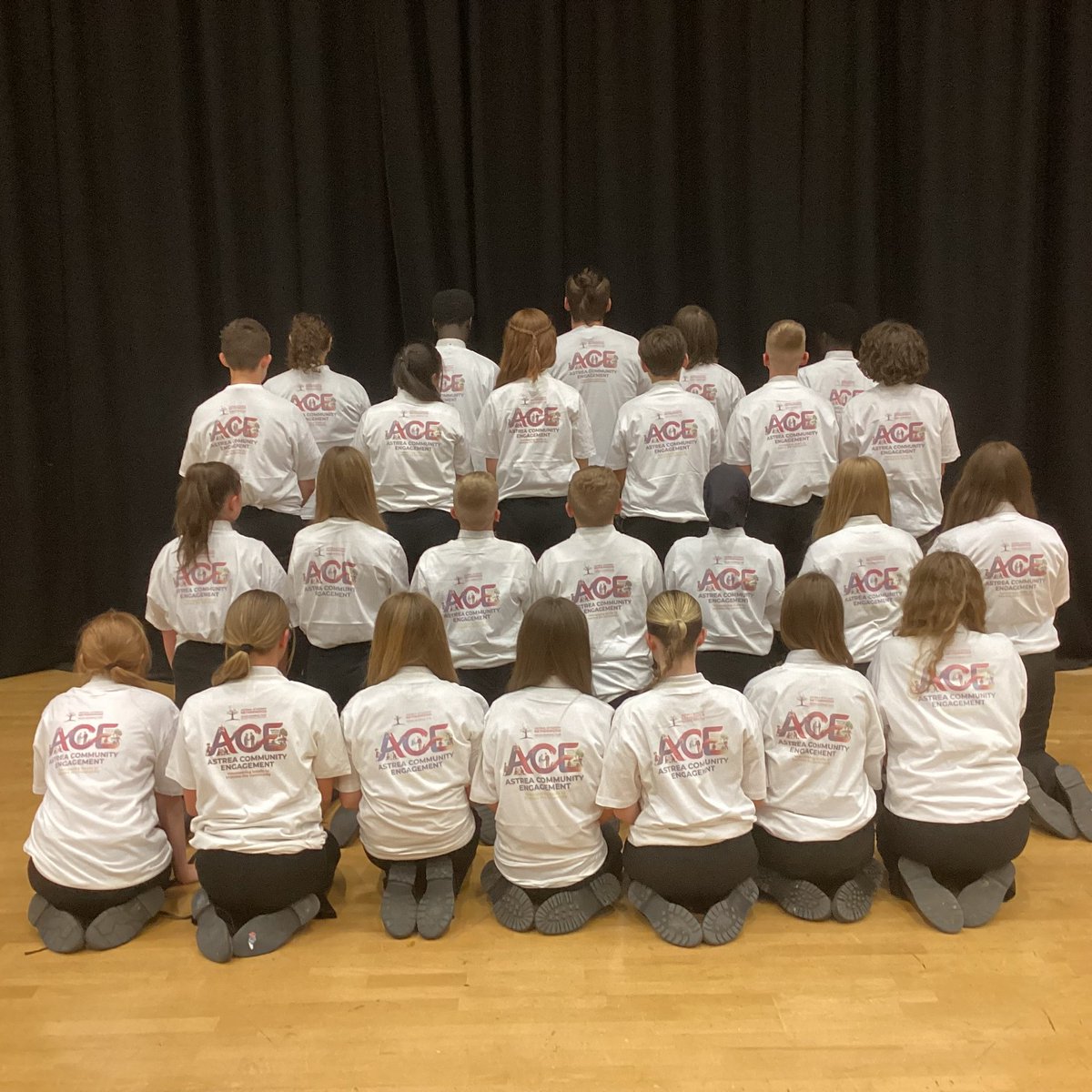 AANetherwood's tweet photo. Meet Netherwood's first ACE scholars! Giving up summer time to support their community and make a real difference. #Impact @astreaacademies https://t.co/ewd6bV6ehj