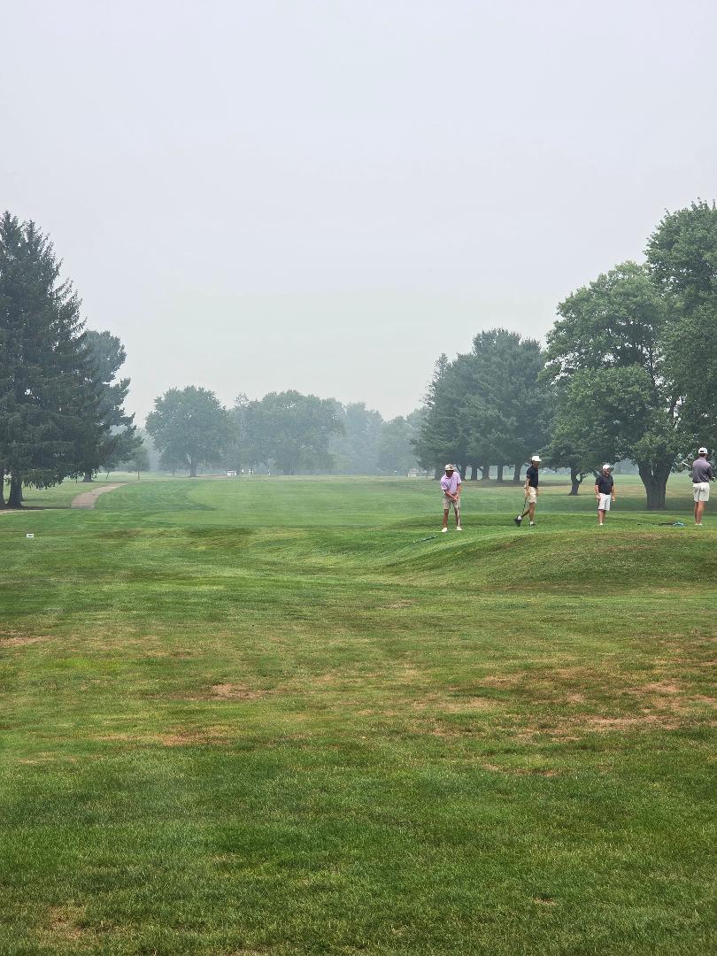 PopperUSATODAY's tweet photo. Aside from seeing what you're breathing, not a bad office view for today's Tigertown Open. I'll have updates this afternoon. https://t.co/cT0SGmY6wR