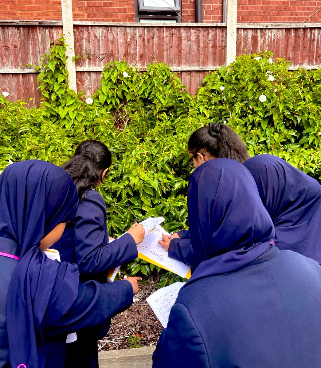 edengirlsbham's tweet photo. Our Year 7 Geographers investigated litter levels around the school site as part of their fieldwork enquiry. 🌍

The great news? Very little litter was found, reflecting the pride our pupils take in caring for their school environment. 🍃 https://t.co/ifAoscFRNL