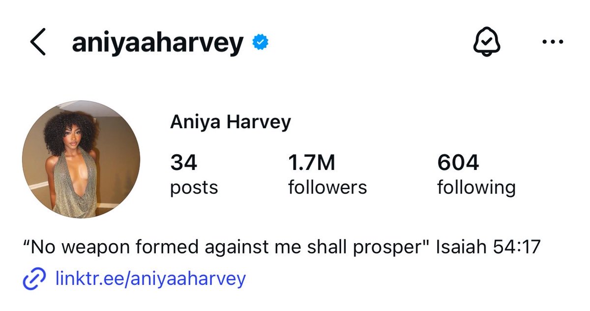 CarniyaHq's tweet photo. Aniya hit 1.7m followers on IG

https://t.co/lroXRWL7Uz https://t.co/ovJkOqIZrX