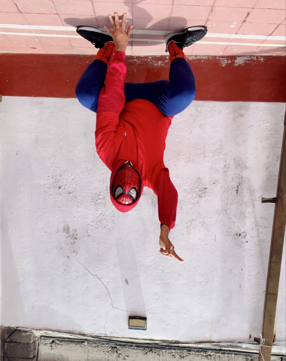 dimepapiperez's tweet photo. @Cinemex Mi sentido arácnido me dice que… Desde Iztapalapa para el mundo! 🕷️ 🕸️ 💙❤️ https://t.co/mfOYVQZwyY