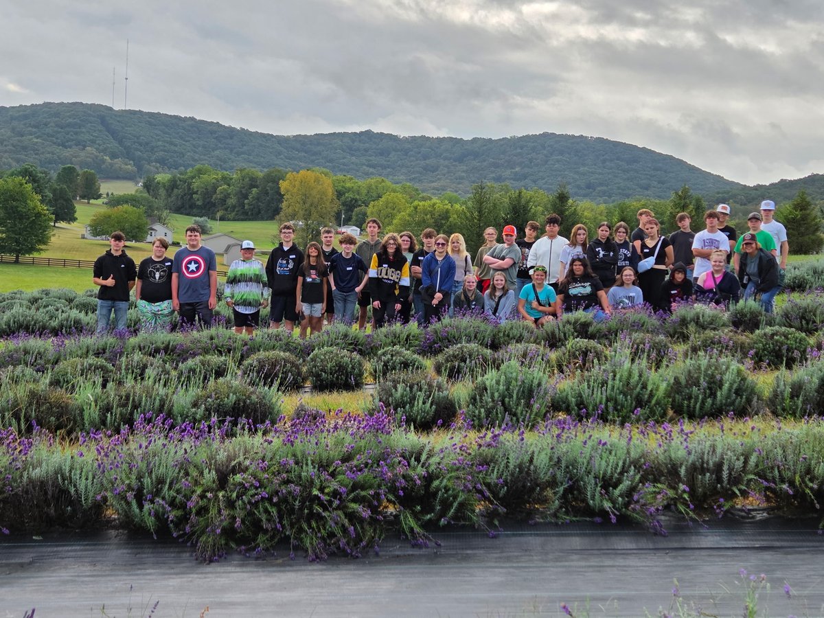 NASDAnews's tweet photo. With no prior farming experience, Vicki Wissler began her lavendar farm at 60 years old. Fueled by determination and committed to sharing joy with others, she built a thriving operation from the ground up and now shares her knowledge and enthusiasm for lavender farming with garden clubs, youth groups and more. In recognition of International Year of the Woman Farmer, read how education, perseverance and support from @ohioagriculture helped Vicki develop her farm and business: https://t.co/SGFt4T0Ne4