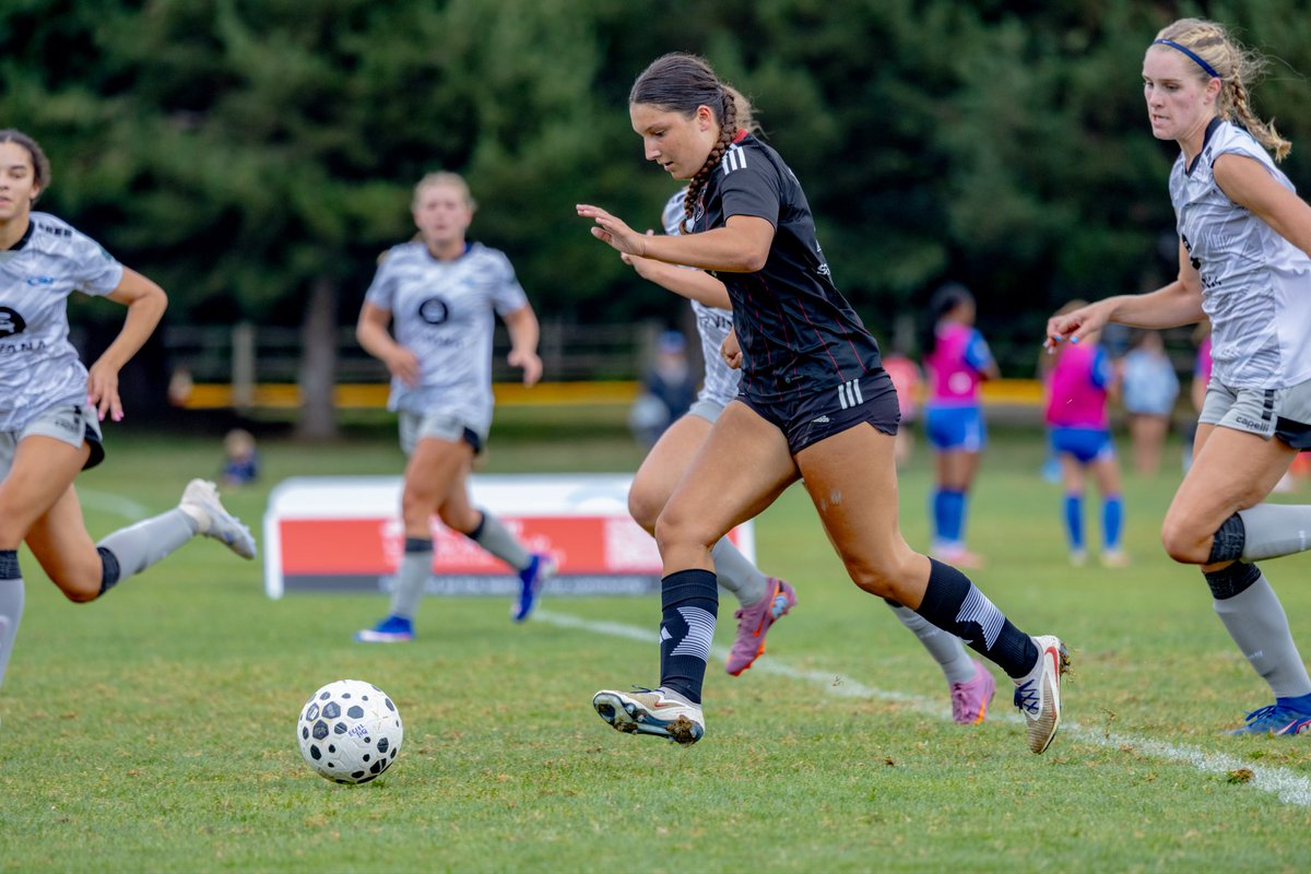 Lonestar09G_Red's tweet photo. Day 2 photos 

@ECNLgirls @LonestarSC @TopDrawerSoccer 
@TheSoccerWire @PrepSoccer #WeAreLonestar @grtorres #ECNLRL #ECNLRLFINALS #SoccerSisters @PrepSoccerTX @ImYouthSoccer https://t.co/i6uxeHkL8G