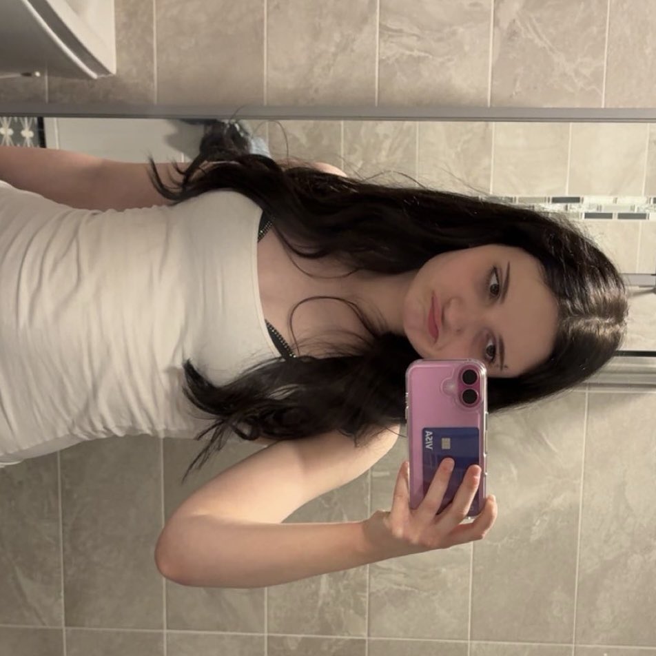 ⋆˚࿔ ailís tweet media