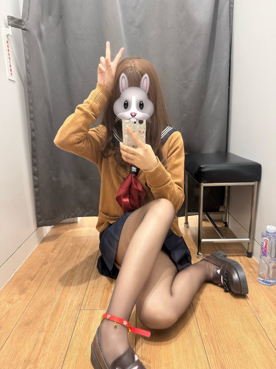 aQO2oPPQx5sQgt6's tweet photo. 还是年轻好 https://t.co/Dnv7yTJTSg