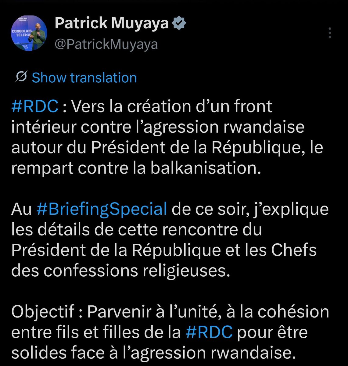 SugiraMireille's tweet photo. Pour ceux qui croyaient à une bonne intention de Tshisekedi derrière l'annonce rocambolesque d'un dialogue national dit « inclusif », vous avez désormais votre réponse de la part de @PatrickMuyaya.

Le sujet ne sera ni la bonne gouvernance, ni la lutte contre le tribalisme, ni le retour des réfugiés, ni la lutte contre la corruption. Le thème central sera, une fois de plus, la haine du « Rwandais », présenté comme un envahisseur étranger, déguisé en M23, Makenga, Mangaa ou Kabila, venu piller les minerais de la RDC.

Il est regrettable que chaque occasion de débattre des causes profondes de la crise congolaise débouche sur les mêmes discours, les mêmes raccourcis et les mêmes accusations. Tant que les véritables problèmes ne seront pas abordés, les résultats resteront les mêmes.

Mais mes amis, je vous le dit: 
"Cette fois-ci, ils ont seulement deux choix, apprendre à vivre avec nous… ou alors nous vivrons sans eux. ✍️"