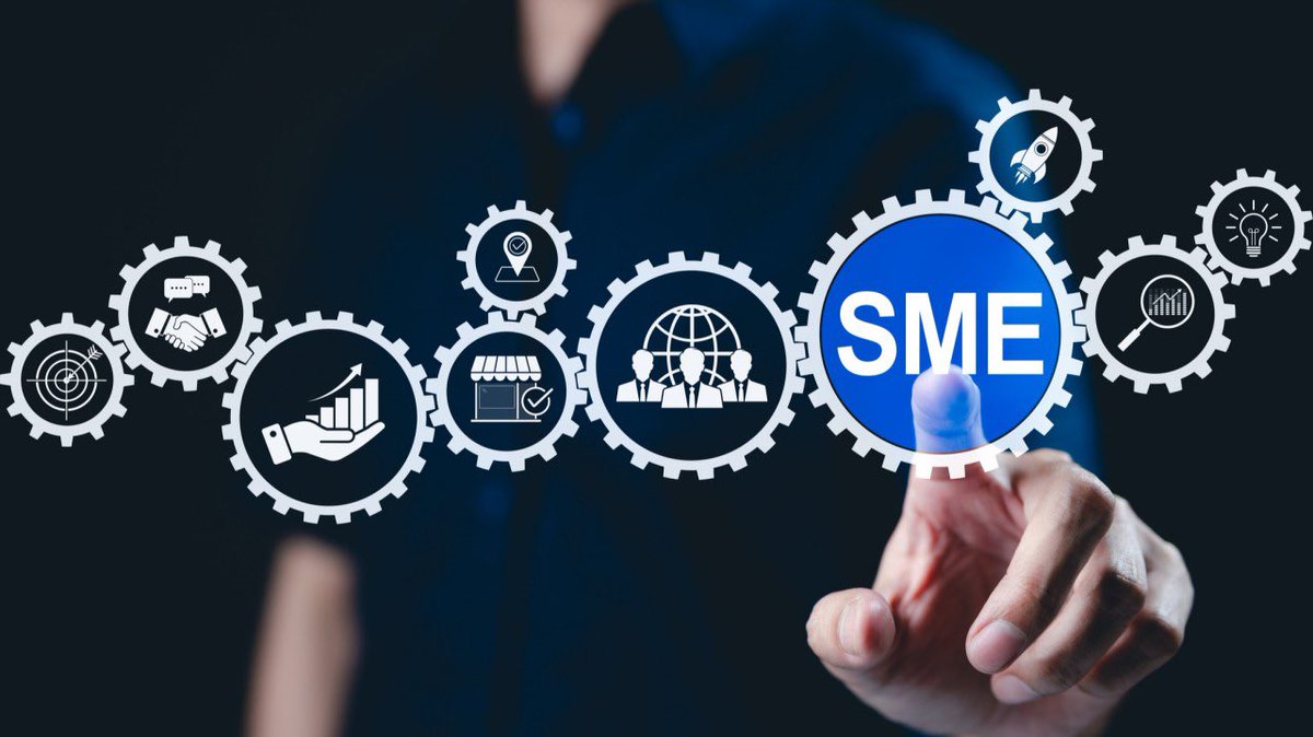 jam_kamal's tweet photo. SME Definition has been revised by the SBP, increasing the threshold from Rs. 800 million to *Rs. 2,000 million*. 

This adjustment addresses the longstanding concerns of SMEs, a demand which the industry has been asking for a very long time. https://t.co/AESLUP5a3K