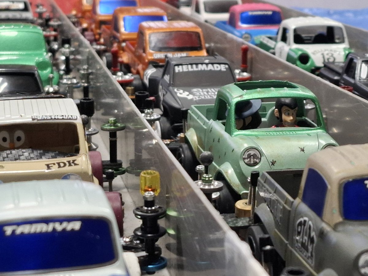 sugamanm4wd's tweet photo. 2026.06.21
ステチャレ3rd トイワークス
スタート直後のドラバが特徴的なレイアウト。1,2ヒートのウェーブ飛越しは不安定でした。動画はエキシビのトラックストック決勝です。想像以上の盛り上がりでした🤣 https://t.co/ww7eaP6Icp