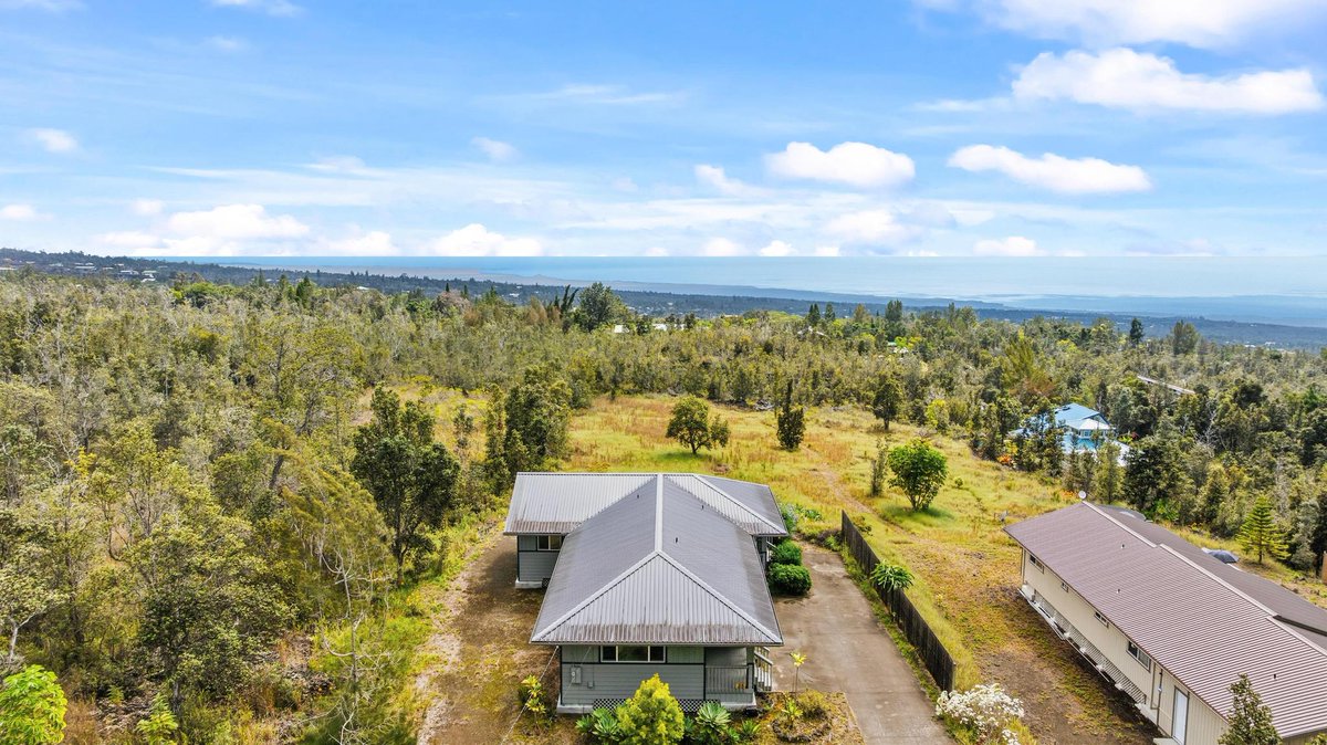 1stIslandRealty's tweet photo. Congratulations to our sellers on the successful sale of their home in Ocean View! Wishing the new owners many happy memories in their new island home!

Thinking about buying or selling on the Big Island? We'd love to help you make your next move with confidence. https://t.co/YBNSb5i7f8