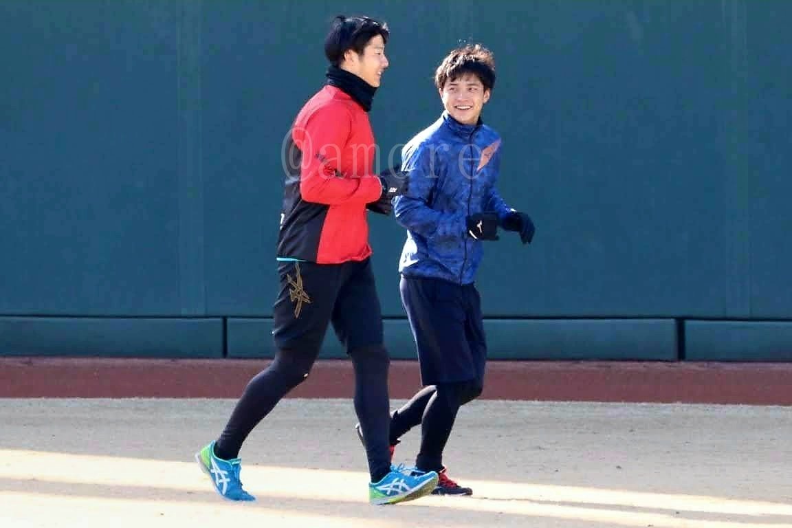 dh_amore's tweet photo. 2019.1.29@鳴尾浜

仲良しだったね☺

#横田慎太郎 
#熊谷敬宥 https://t.co/Gu8BhrFk5A