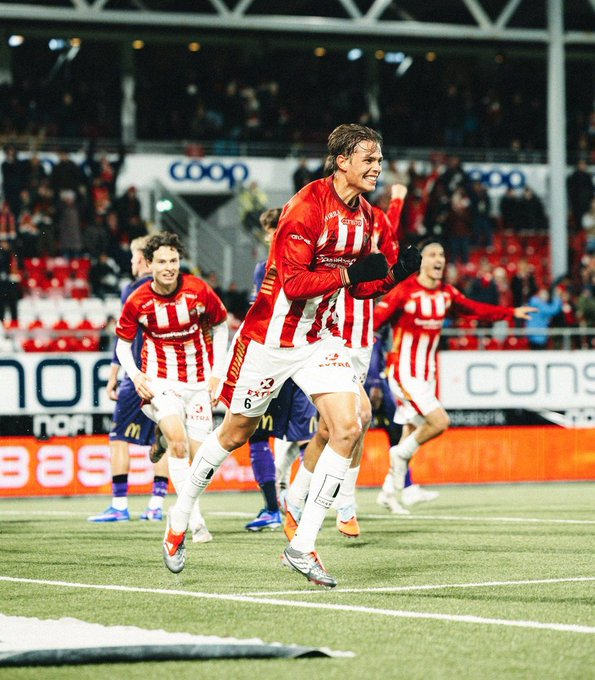 InvertTheDeal's tweet photo. 🚨For Rangers it was never Vanja Dragojevic or Hjertø Dahl, it was always both. Dragojevic being the main priority. 

They are to very different profiles with Dragojevic being more of a playmaker while Hjertø Dahl is that box crashing midfielder. Proper Box2Box. 

#Dahl #Rangers https://t.co/Z48X8lFrFQ