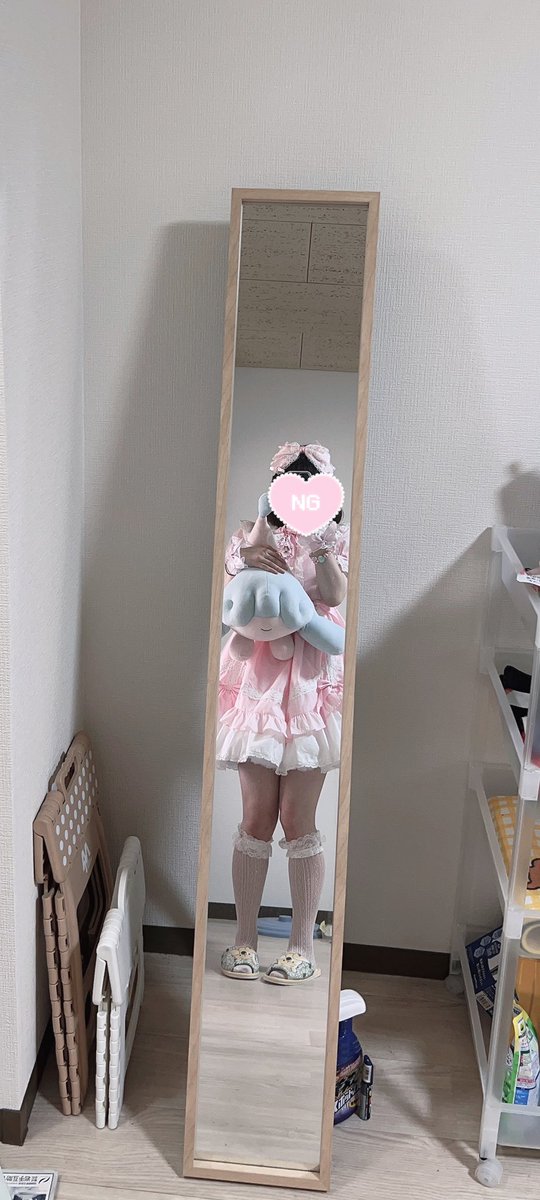 tuR9Zt82ncNGfTV's tweet photo. 本日は前潟イオンのポケモンセンター出張所に行くのでフェアリータイプで行きます(？？)
所々SHEINが入ってるけどこのワンピースお迎えして良かった😭😭
ありがとうaxes femmeさん

 #axes femme
 #ポケモンセンター https://t.co/umuMKKtH9R