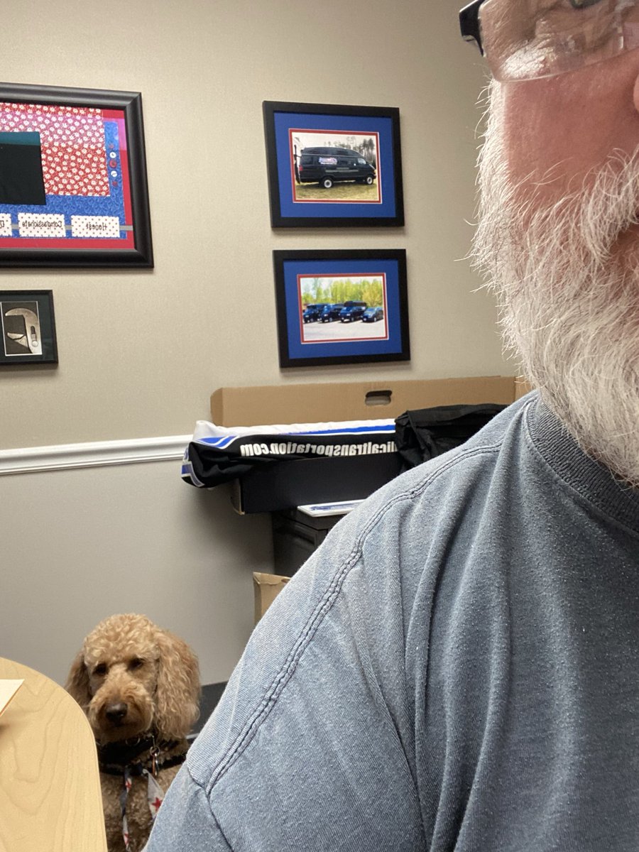 cjmedical's tweet photo. Itβs hard to work with someone looking π over your shoulder or behind your back:)
#cjpride https://t.co/UotAn2otyE