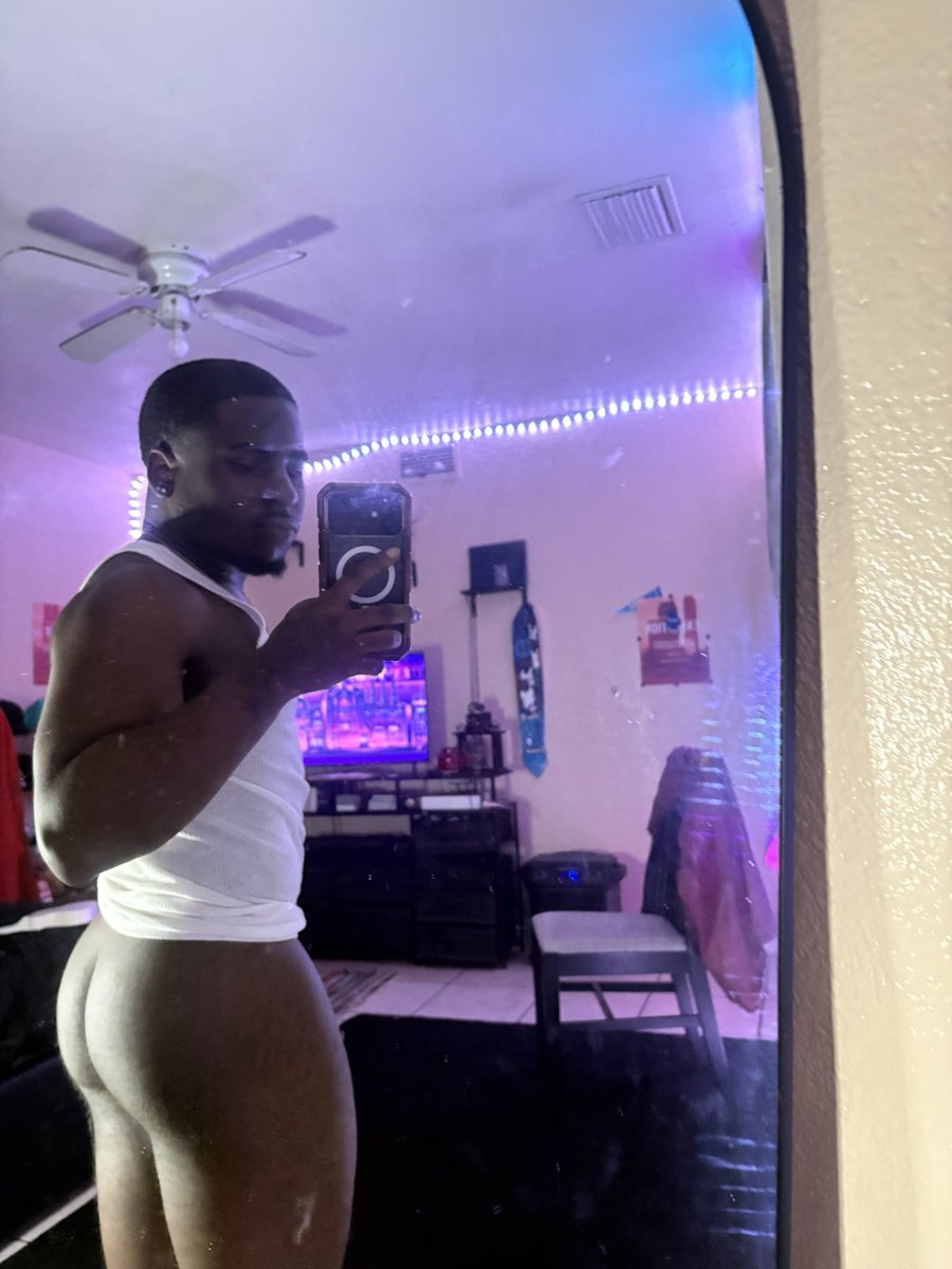 big6ick's tweet photo. Chocolate bar https://t.co/KTPPxe1EET