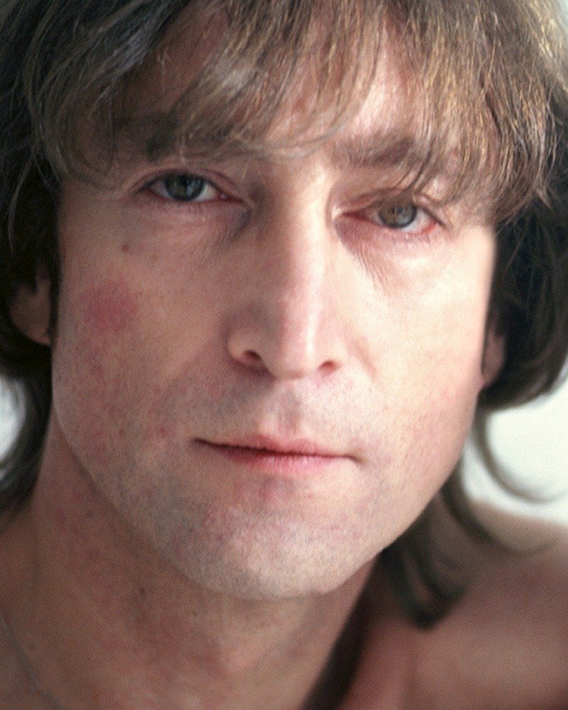 marianabrickman's tweet photo. John Lennon in 1966 &amp; 1980 🤍

📸 by Michael Ochs and Allan Tannenbaum https://t.co/grswWR2xw7
