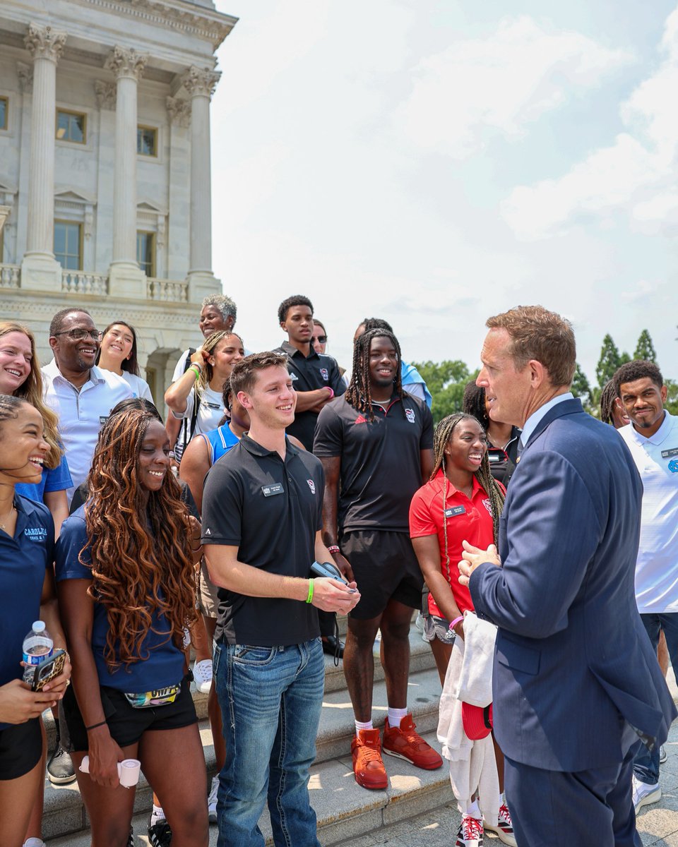 SenTedBuddNC's tweet photo. Great conversation this week with student-athletes from UNC-Chapel Hill, Duke, NC State, &amp; Wake Forest. I'm proud to support the Protect College Sports Act to promote fair competition &amp; opportunity. https://t.co/J8gOspUuIQ