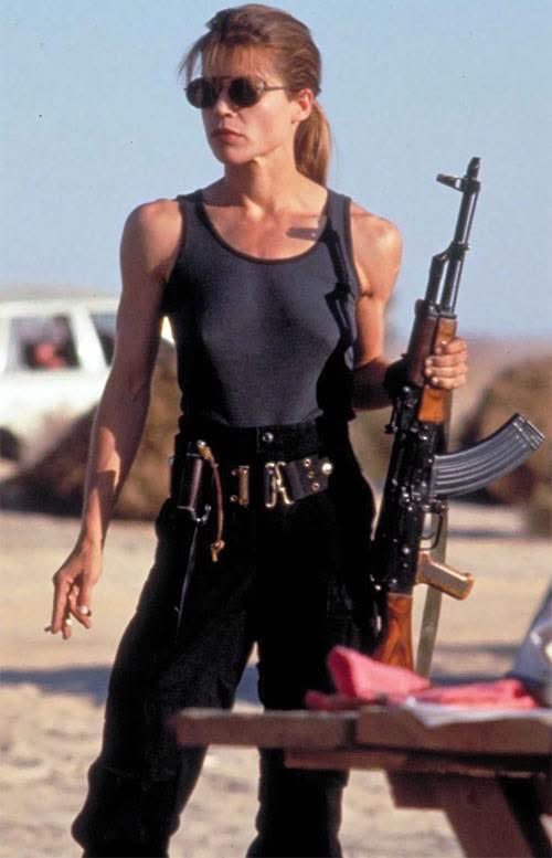 horrorcos_flyty's tweet photo. Me & actress Linda Hamilton aka “Sarah Connor” from The Terminator, Terminator 2: Judgment Day, and Terminator: Dark Fate 💪🏽😎💯
#monstermania #monstermania66 #cosplayer #TerminatorDarkFate #terminator2 #Terminator1984 #terminator2judgementday https://t.co/10vULnifEp