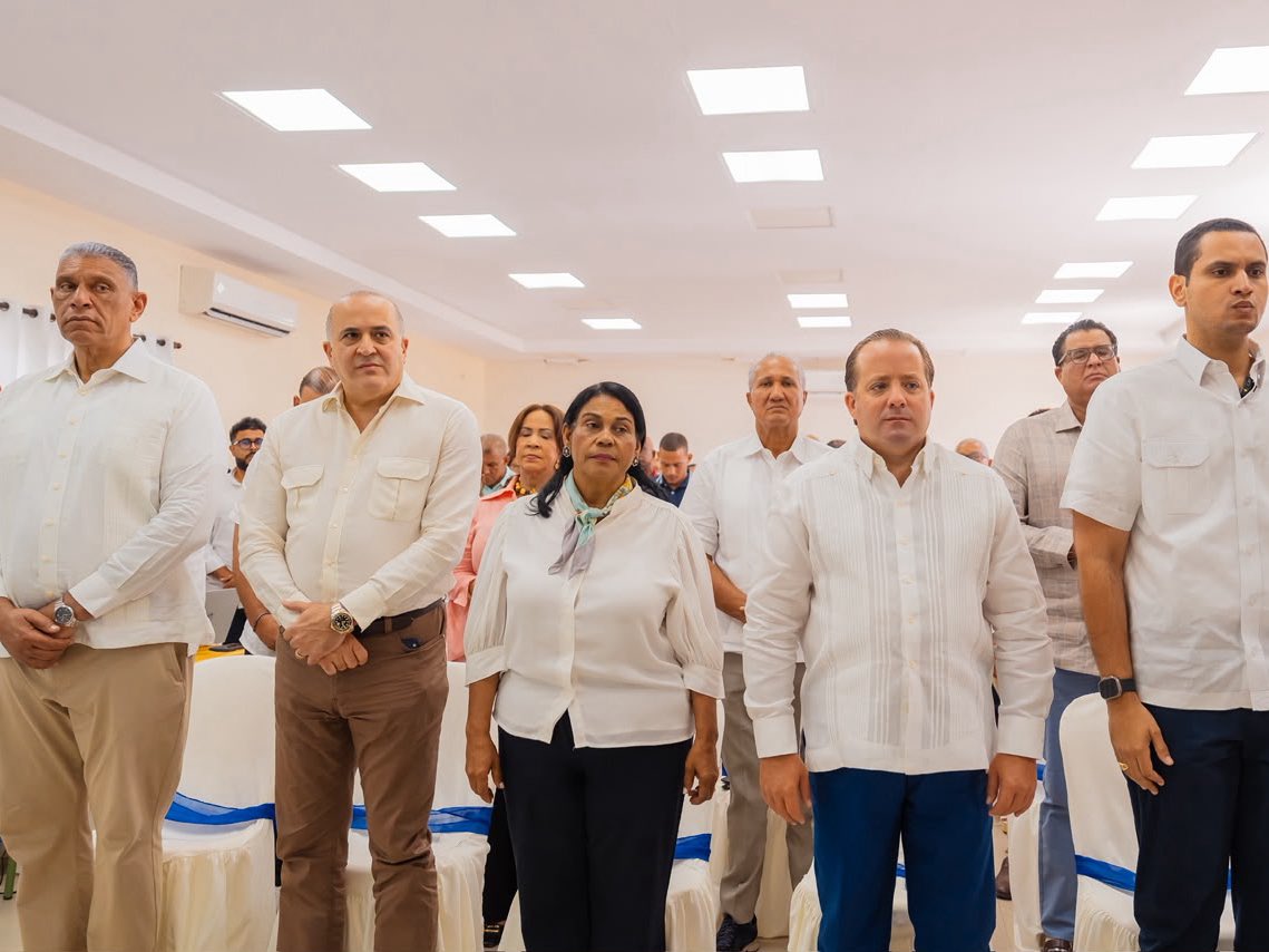 chuvasquez's tweet photo. Como hijo de Nagua, fue un honor participar en el inicio del Plan Estratégico de Desarrollo de María Trinidad Sánchez. Agradezco al ministro de la Presidencia, @JosePaliza , por su respaldo a esta visión de futuro, y a mi hijo el Diputado Stalin Vásquez por esta iniciativa. https://t.co/ug8p6LlYyn