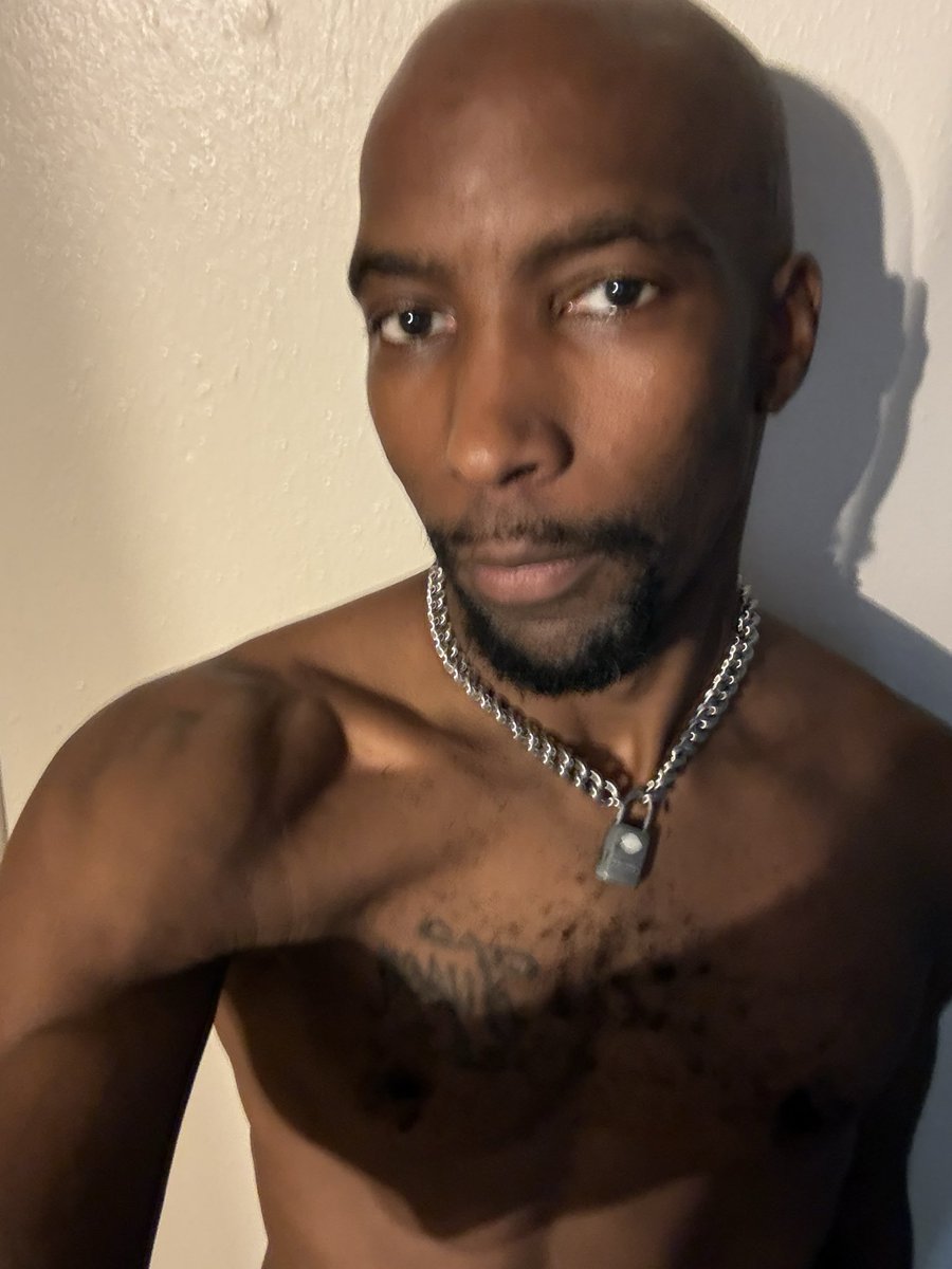 muscle_twunk's tweet photo. #FreshCutFriday https://t.co/iUnukddVGp