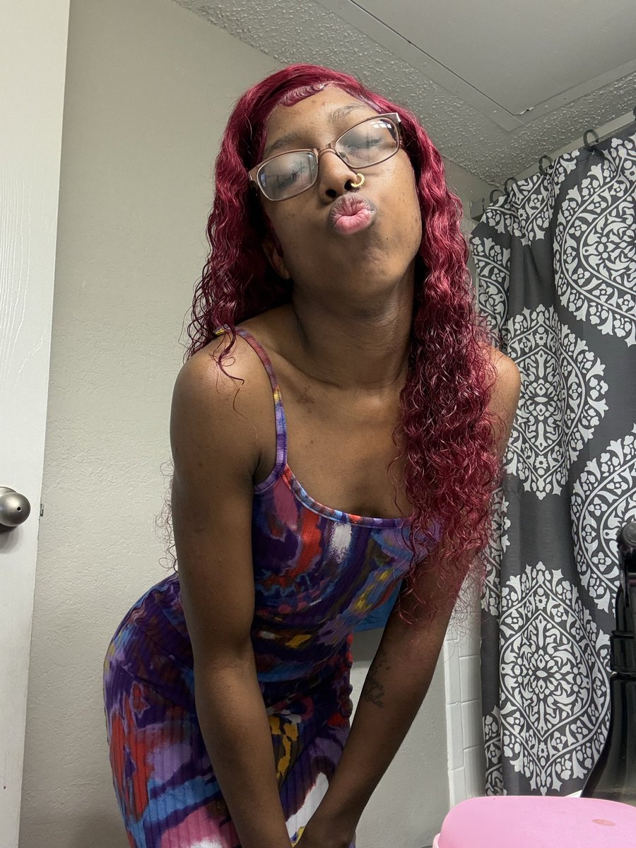Lulbitisme_'s tweet photo. If not me then who🥰👀🤷🏽‍♀️ https://t.co/M4CmIyS66X
