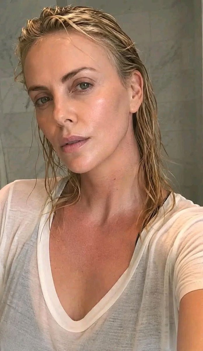 charlize32ther tweet picture