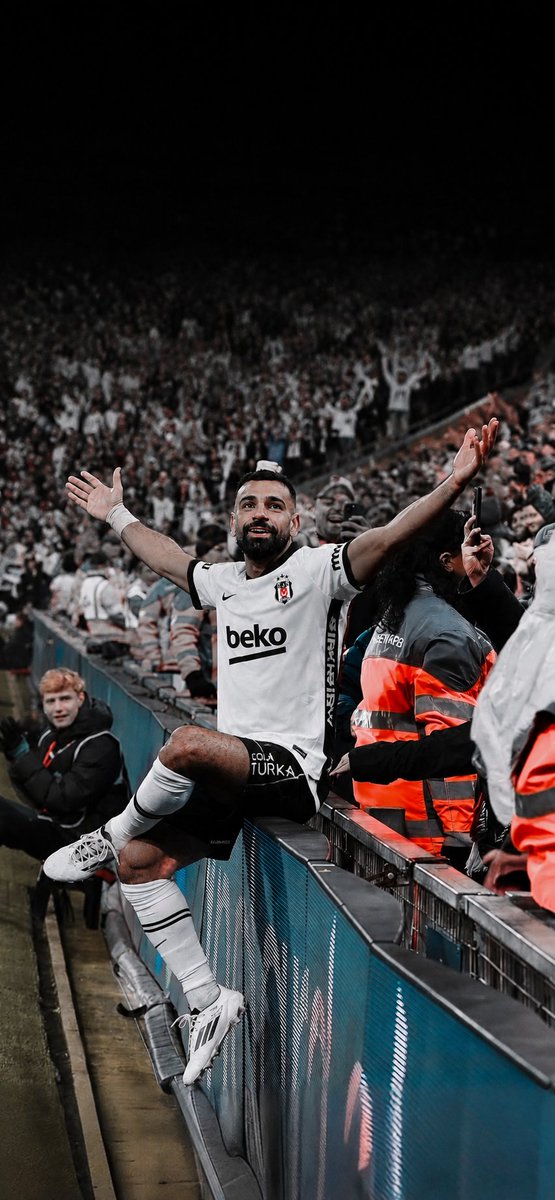 Toprak695874422's tweet photo. Mohammed Salah Wallpaper. https://t.co/4iTzh5u5up