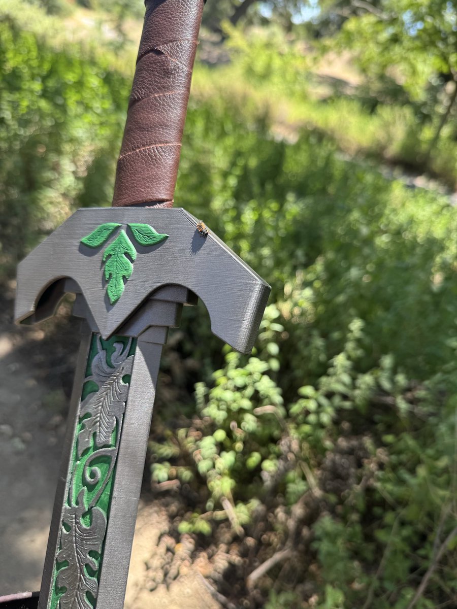 corvuscrest's tweet photo. i had a little buggie friend during my #criticalrole orym shoot today :) theyre a ladybug larvae, i believe! https://t.co/VMd7r2tWDa