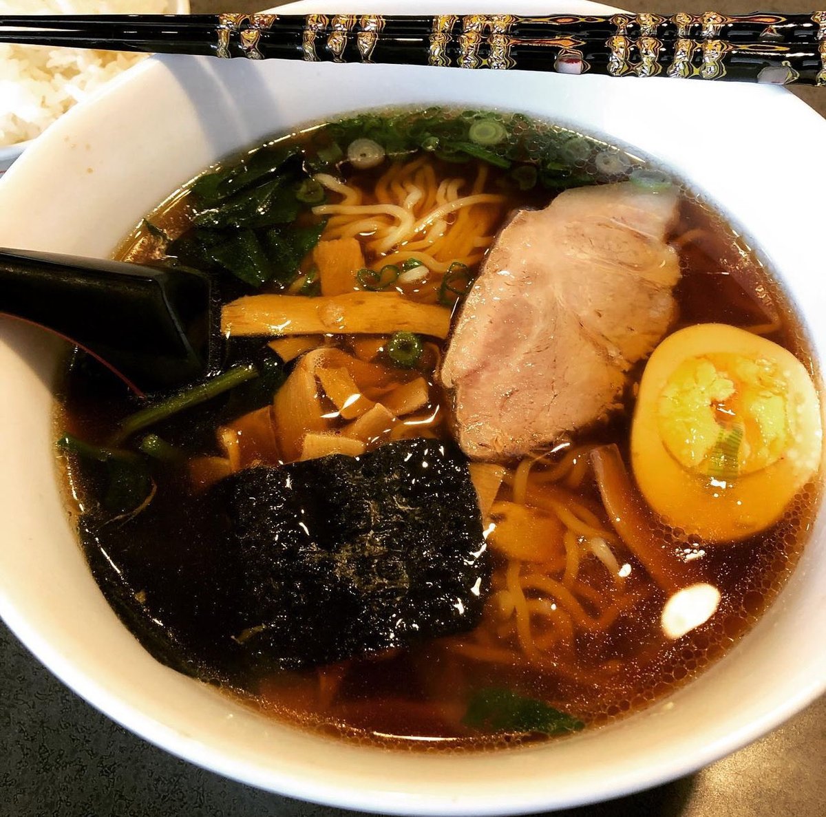 Fujisan765's tweet photo. There’s nothing like a delicious bowl of Shoyu Ramen 🍜 to brighten your day. #ramen #ramennoodles #shoyu #chopsticks #japanesefood https://t.co/Gi7biKHJHE