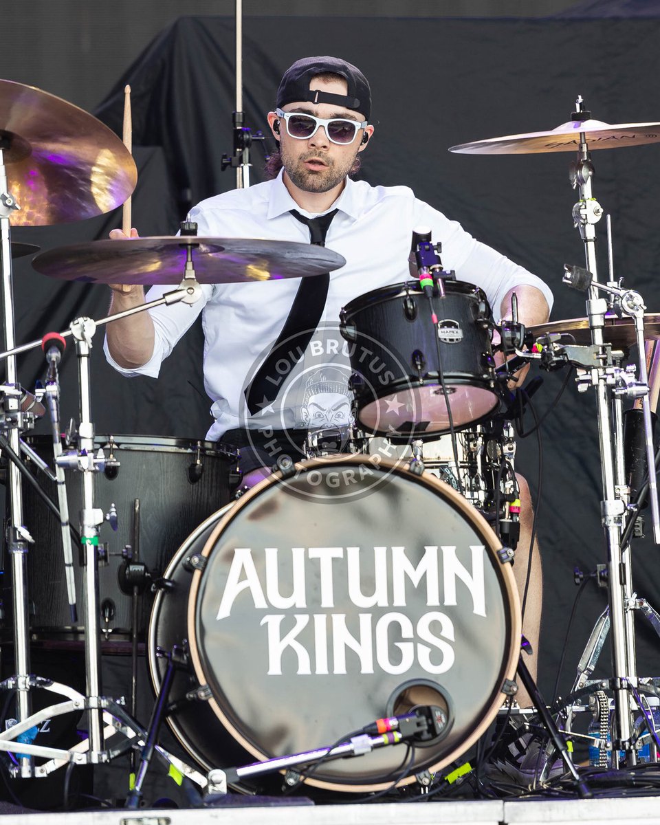 LouBrutus's tweet photo. AUTUMN KINGS! One of the killer sets to far today at @RockFestWI has been @AutumnKings! The Musical Pride of Windsor, Ontario! #autumnkings #rockfest #rockfestwi https://t.co/4pFzQGAjih